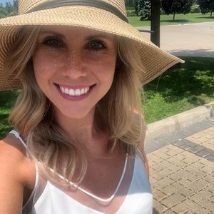 Meet your Posher, Nicole